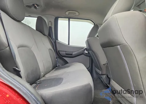 2015 Nissan Xterra S z USA, uszkodzony, nr VIN 5N1AN0NW5FN652350